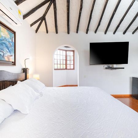 Hotel Chalet El Castillo By Majuva El Edén Εξωτερικό φωτογραφία