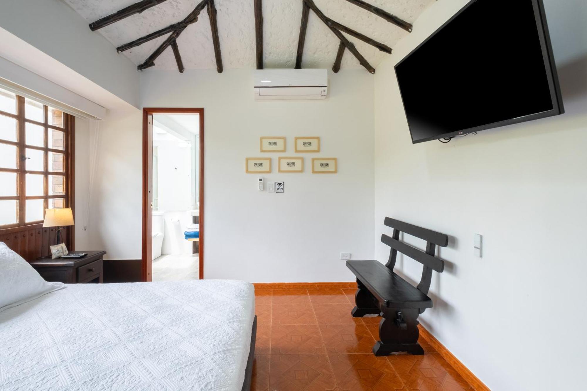 Hotel Chalet El Castillo By Majuva El Edén Εξωτερικό φωτογραφία