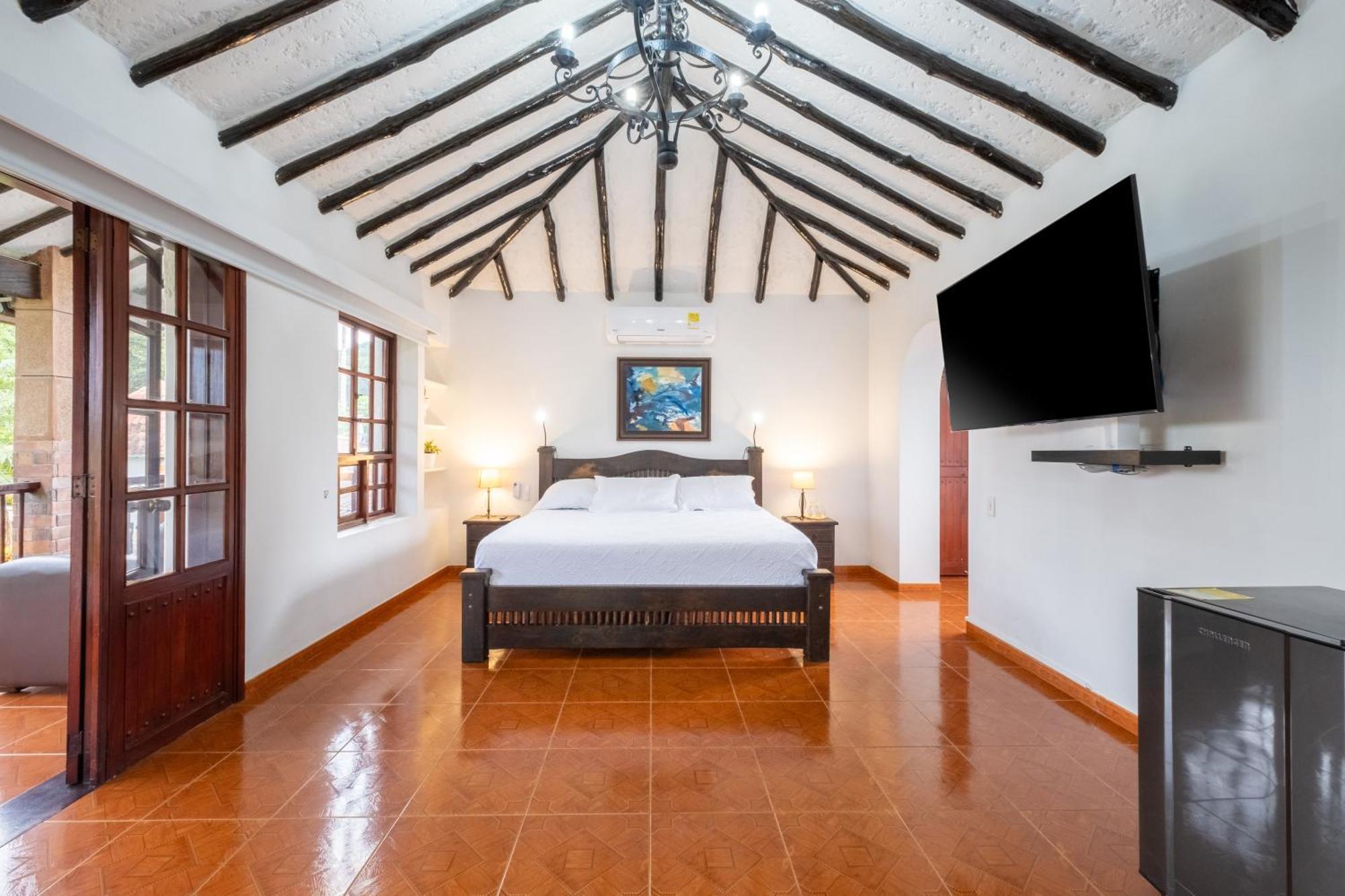 Hotel Chalet El Castillo By Majuva El Edén Εξωτερικό φωτογραφία